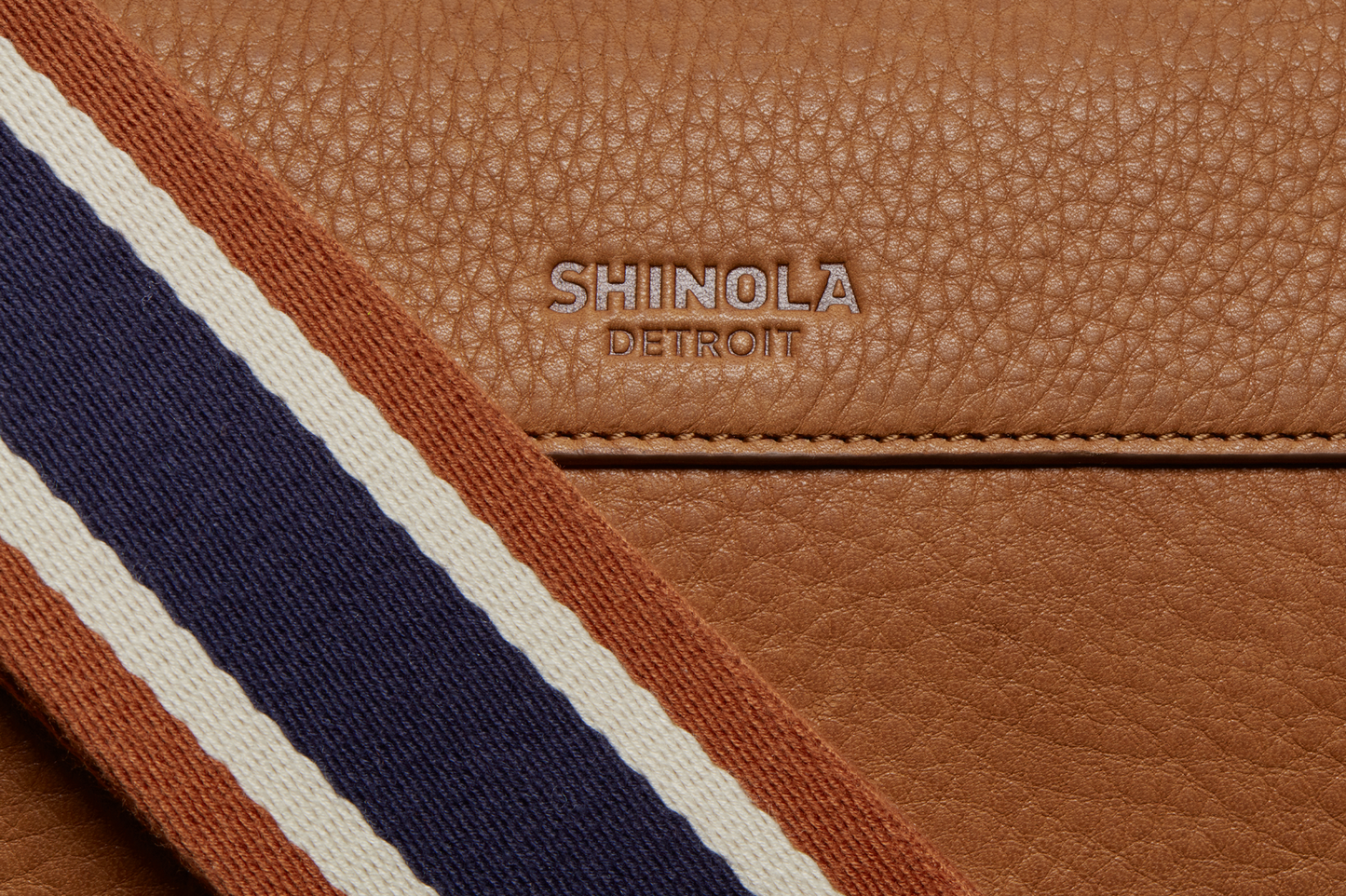 Canfield Relaxed Messenger Bag