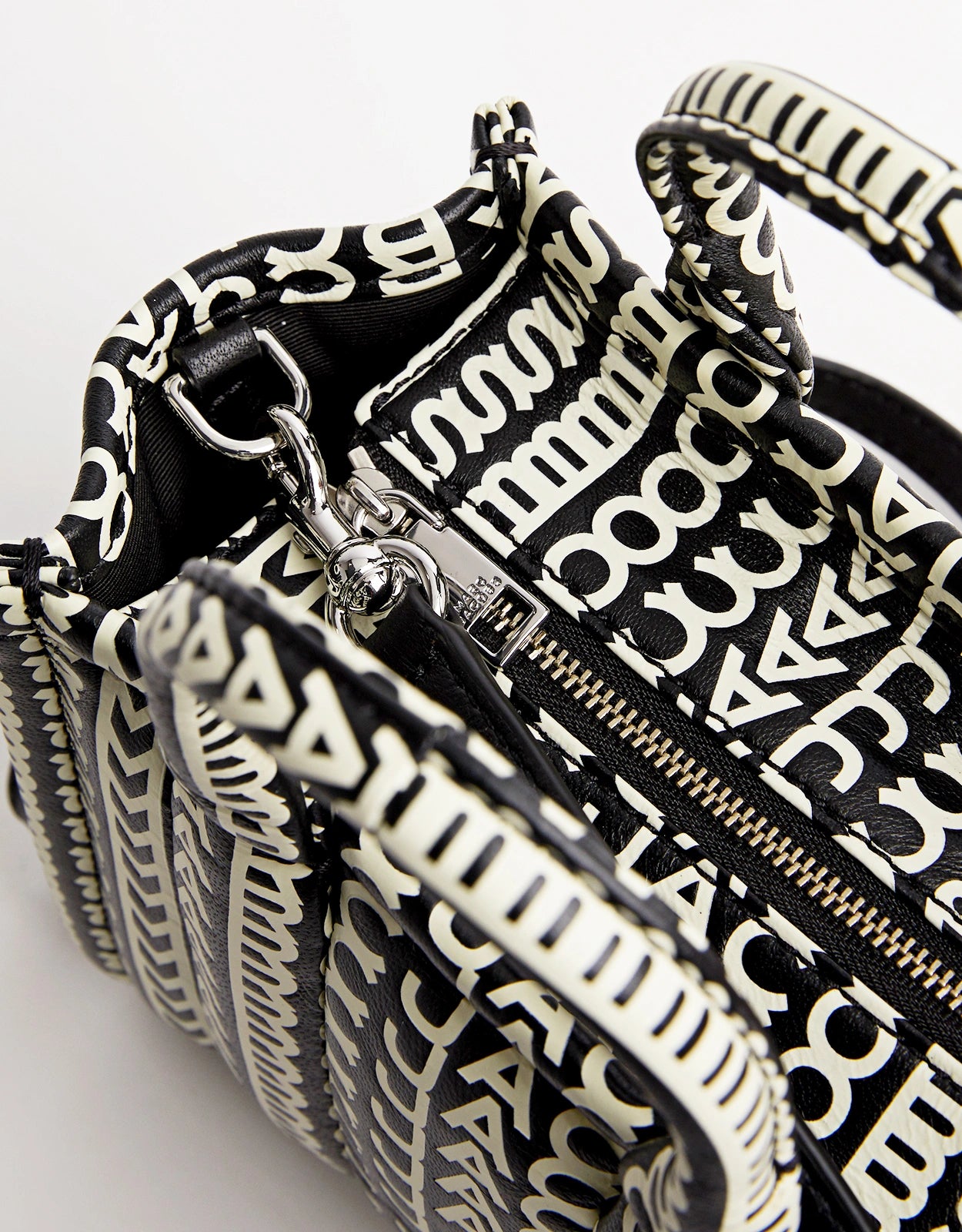 The Crossbody Tote