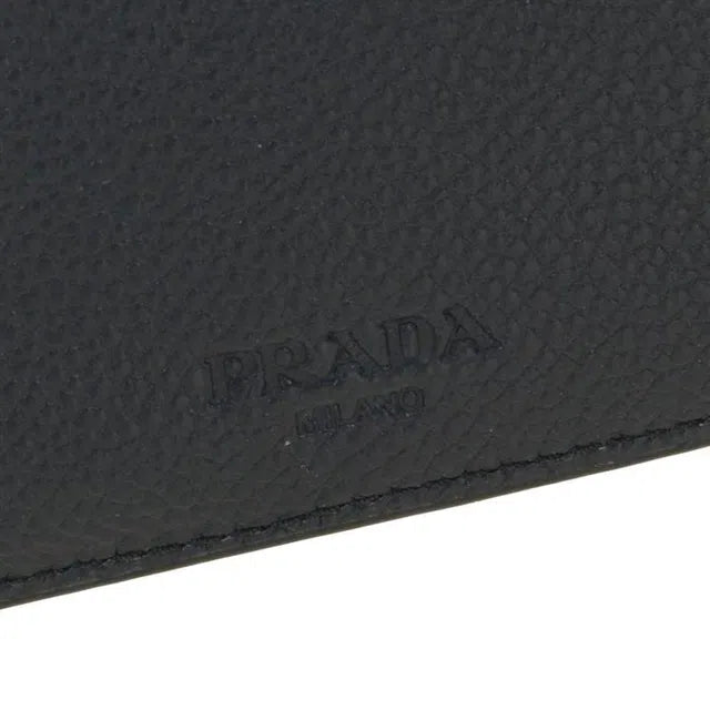 Grain Leather Bi-Fold Wallet
