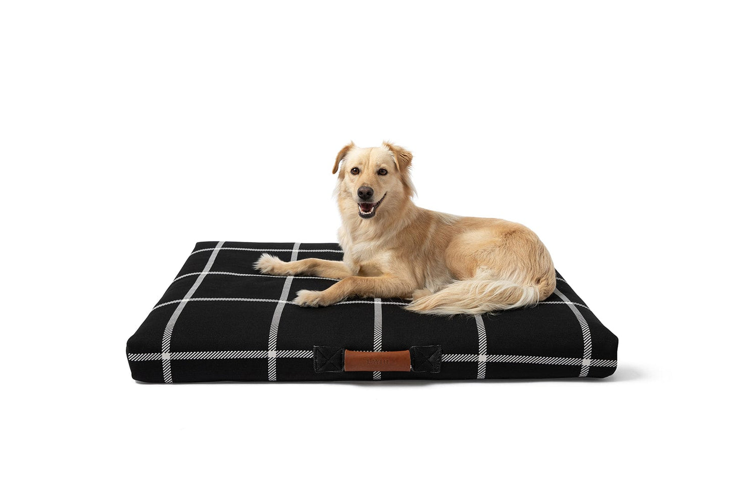 Classic Dog Bed by Laylo