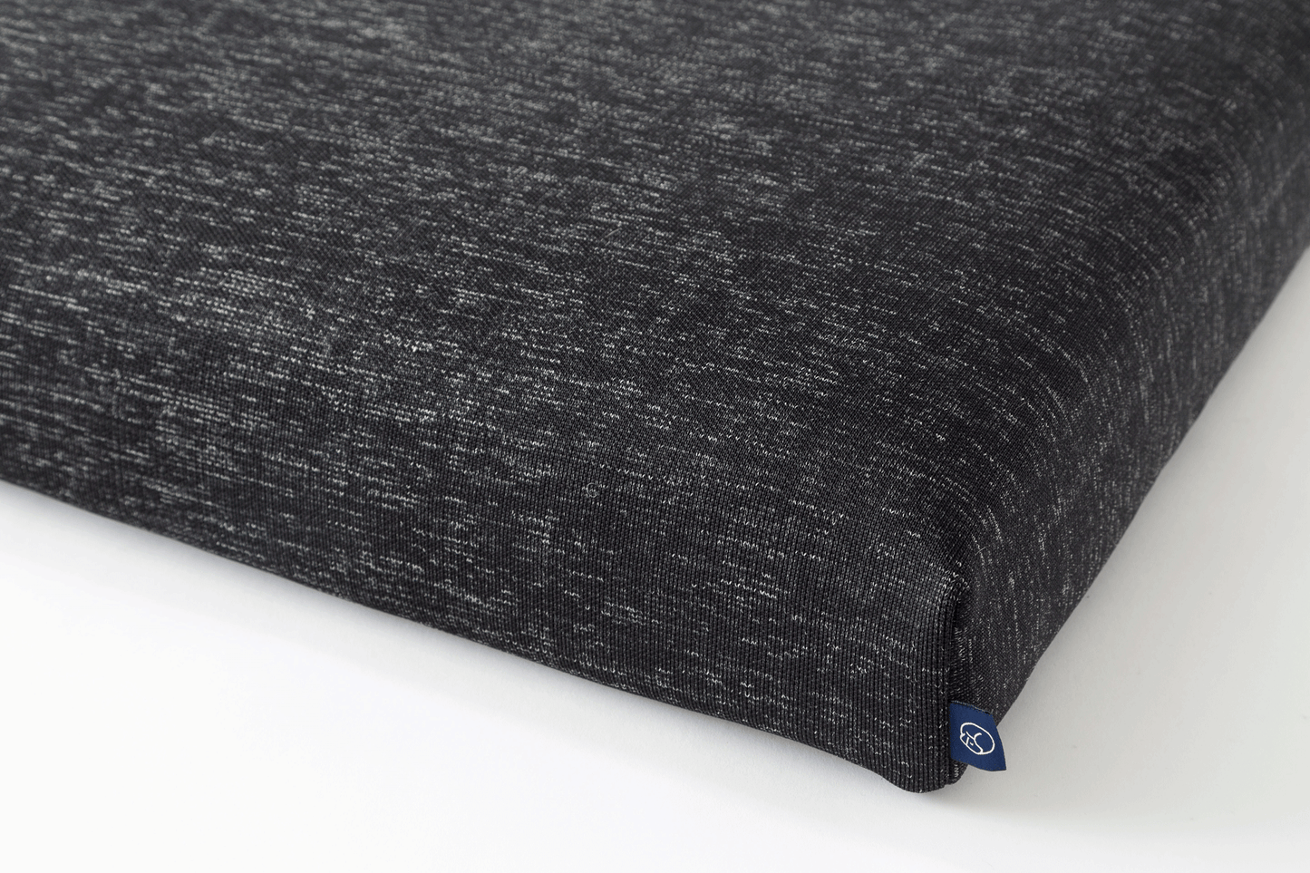 Modern Dog Bed by Laylo