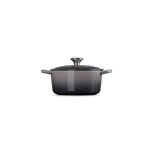 2qt Signature Cast Iron Round Dutch Oven