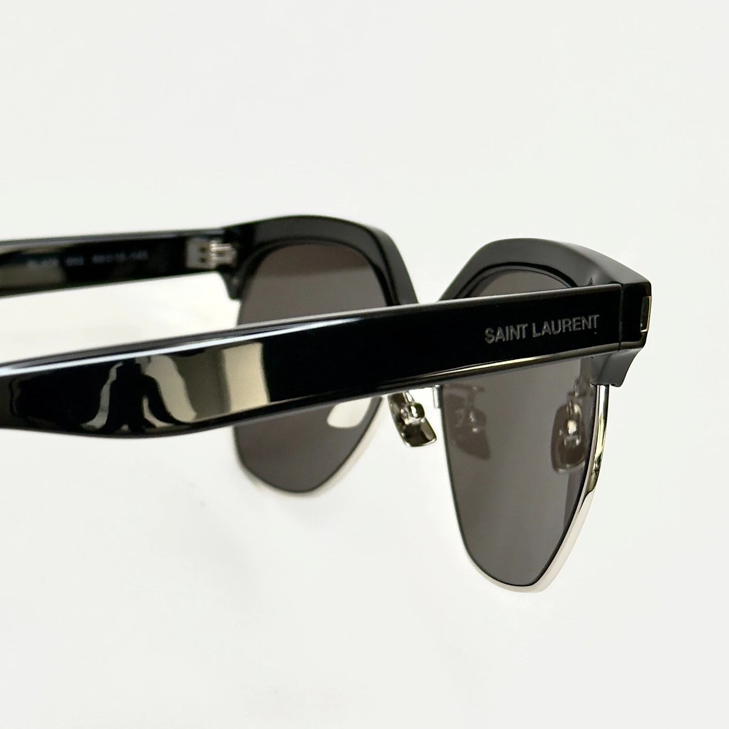 Ladies Full Rimmed Sunglasses